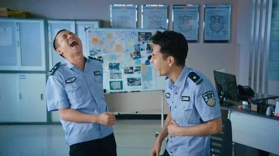 小名|小学生因姓名“简单”爆红,全程仅2笔,老师:不怕,还有弯钩!