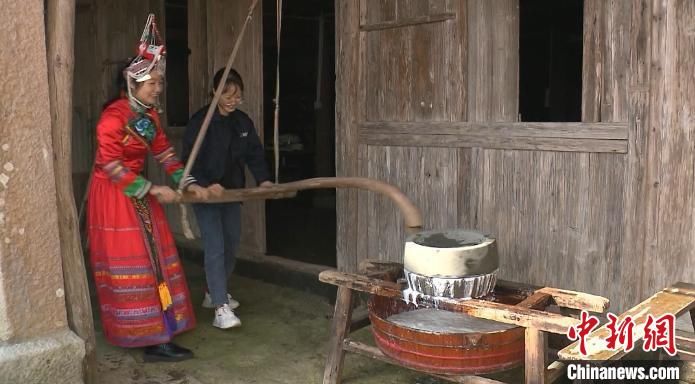 杀年猪#企业员工浙南山区体验别样“畲族年”：重温儿时年味