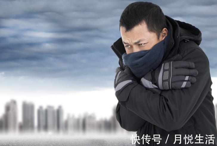 阳气不足|损害阳气的4个陋习，劝你平时要少做，否则体内的阳气会加速流失