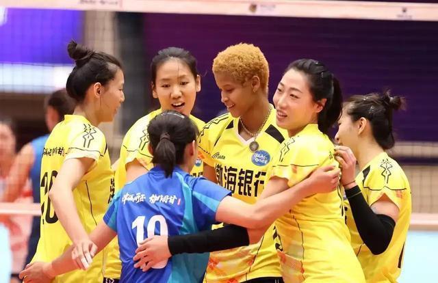 金软景|女排新趋势,归化普遍化,或将学习日本女排,引进黑人接应球员?