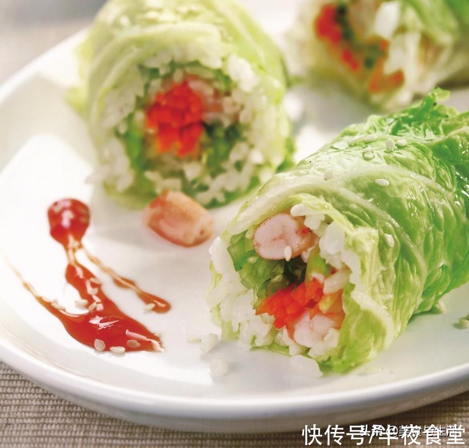 冬天的白菜别只会炖，教你一道宴客菜，造型好看，脆嫩爽口