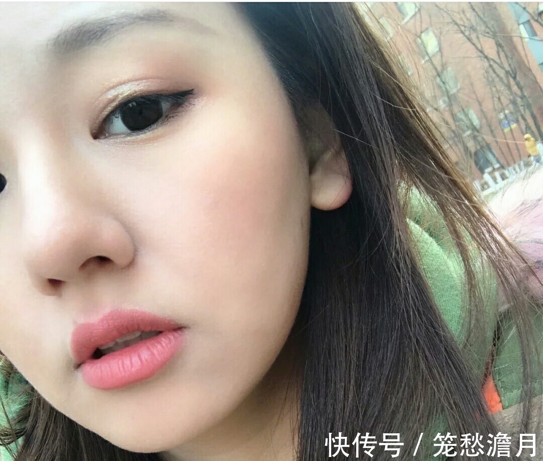 圣罗兰 冷门却好看的宝藏口红：YSL玫瑰酒红色复古，TF肉桂奶茶色温柔