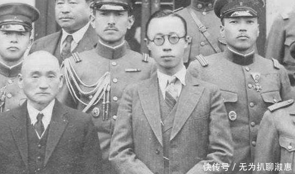 吃饭|溥仪吃饭时有一个癖好，日本天皇见了难以理解，只能尴尬微笑