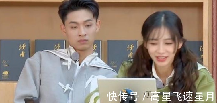 baby提及黄晓明满脸幸福，原来婚变是假，网友质疑演戏罢了