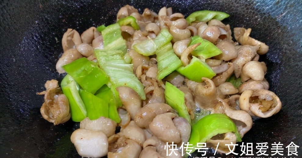 猪大肠|他是猪身上的宝贝,营养价值高,才买5元一斤,懂行的人吃它