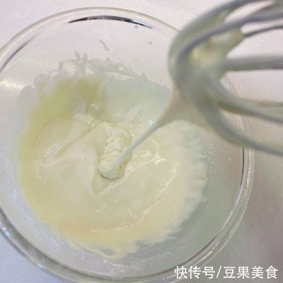 烤盘|史上最好吃的酸酸甜甜的虎皮天使蛋糕卷做法