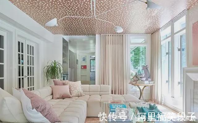 复式|表姐家110平复式小楼人见人夸,天花板贴壁纸,老妈夸真是嫁得好