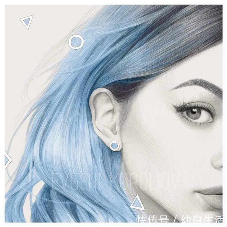 手绘$总被怼素描画得像头盔,瞧她用自动铅笔画,笔笔都是功力,厉害了!