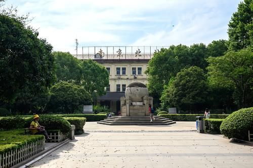 发生地|曾经的南京北站，唯一保存民国特色的车站，朱自清《背影》发生地