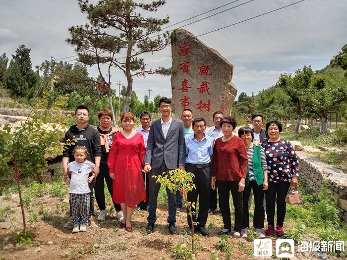 王群#城·事（433）家有喜事就栽树，喜事林栽下“绿水青山”