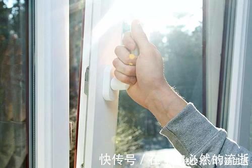 二氧化碳|晚上睡觉要不要关卧室门窗?纠结了这么久,终于知道了