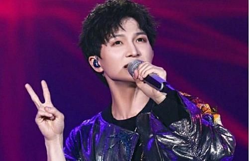 学员们|周深虽然平时综艺里很温和,但是涉及到唱歌,他就贼认真