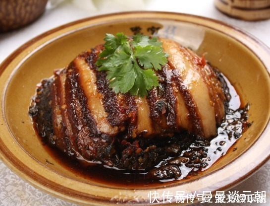 好吃|梅菜扣肉好吃有诀窍,方法教给你,肥而不腻,比饭店做得还好吃!