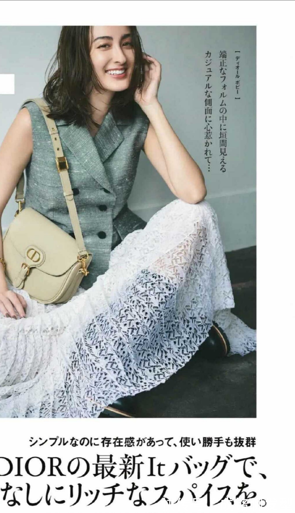 t恤|高级感与年龄无关,10组精致优雅的穿搭,每套都透出与众不同气质