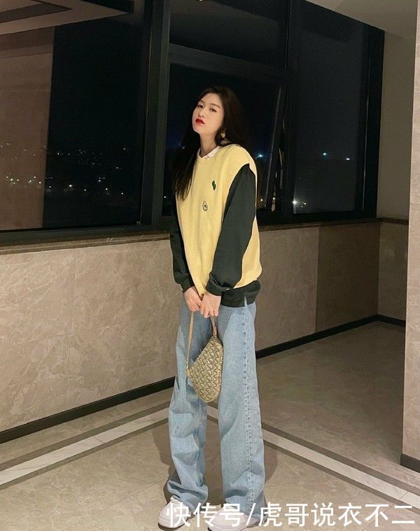 40岁女人怎样穿才时尚？针织马甲当外套，减龄又实用又好穿