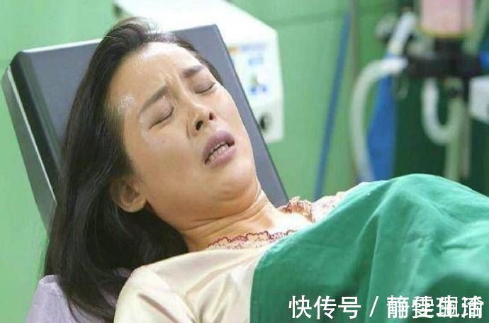 路人|“霸气产妇”走红,刚分娩完“轻松”走出产房,路人:真的生了?