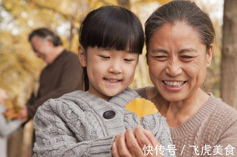 乐乐|5岁孩子被问奶奶好还是姥姥好,孩子的回答,让在场的大人很羞愧