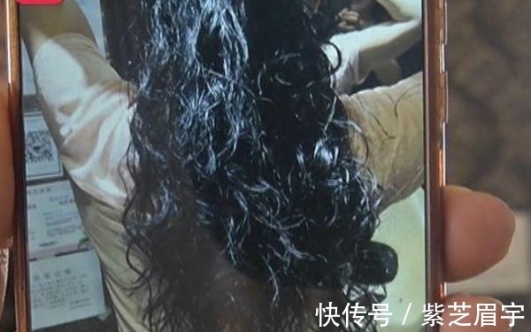 刘女士 女子花800元坐4小时烫头发!睡一觉起来直了!发型师也说委屈