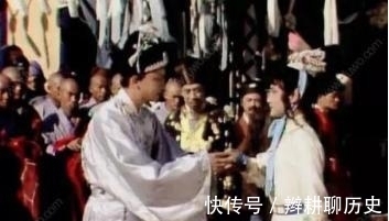 郡王|红楼梦里,忠顺亲王为什么要费尽心思去扳倒贾家?