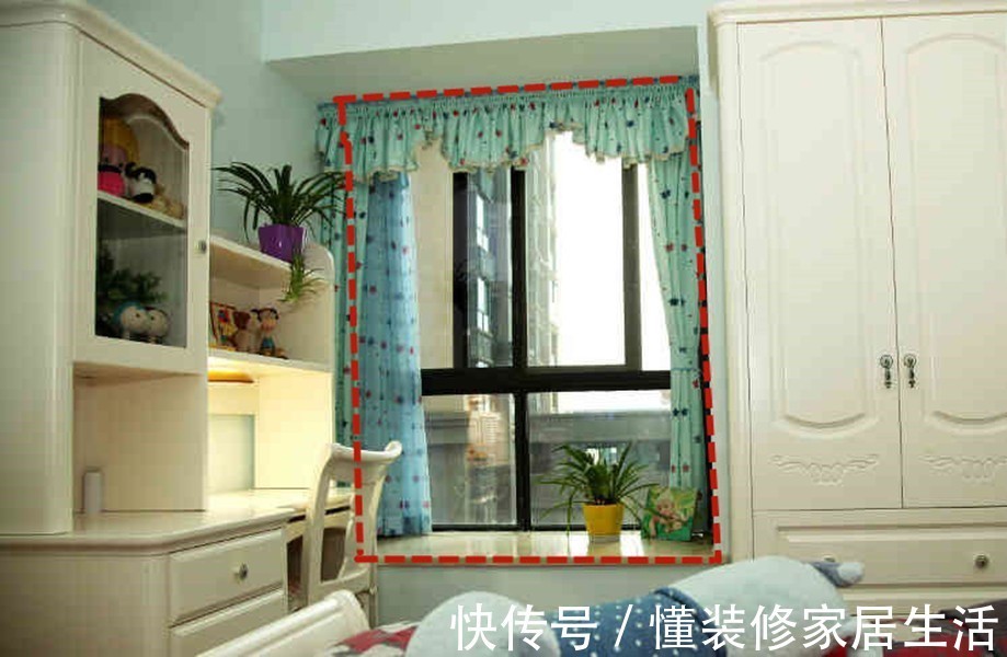 飘窗|设计师教你一招:飘窗两侧打衣柜,收纳翻了倍,还不占卧室面积