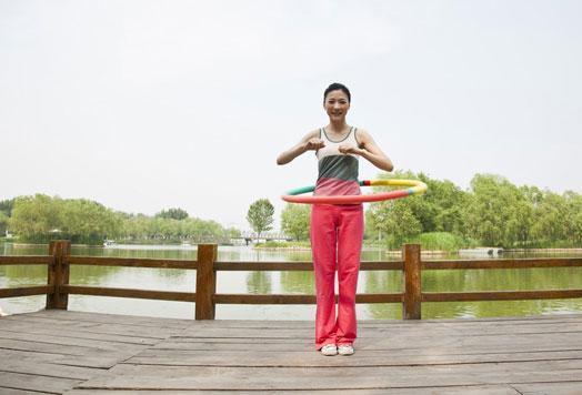 身材|90后辣妈凭照片意外走红,马甲线明显,这样的好身材让人羡慕