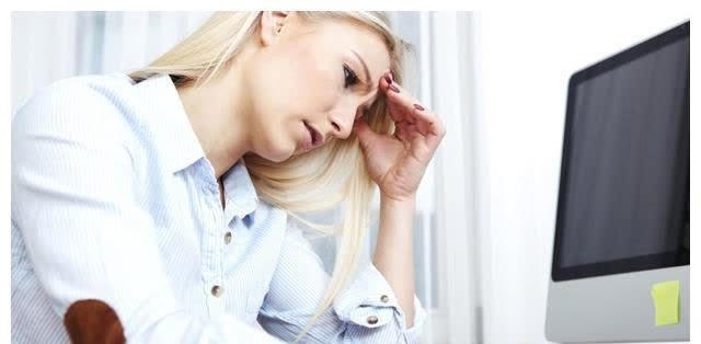 维生素|常失眠和缺乏维生素有关系?这2种维生素带着吃,有助于改善睡眠