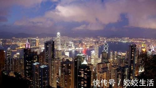 证书|二手房交易复杂繁琐，如何挑选靠谱中介三个关键点学会不再吃亏