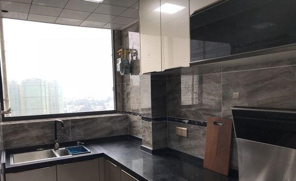 老城区|83㎡小三房，一进门玄关很抢眼，客厅是亮点，忍不住晒晒