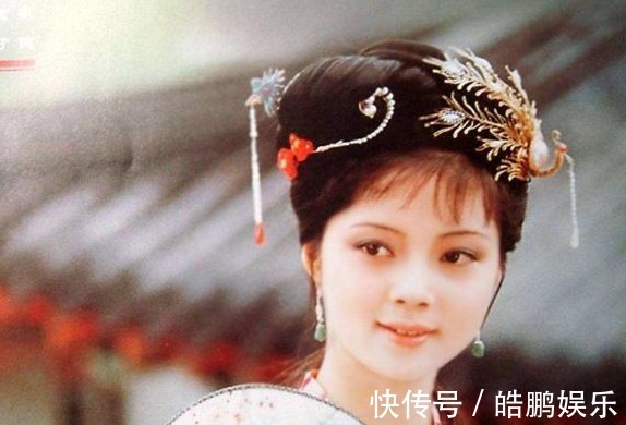 红楼梦!难怪薛宝钗会爱上贾宝玉,看看她前世是什么身份