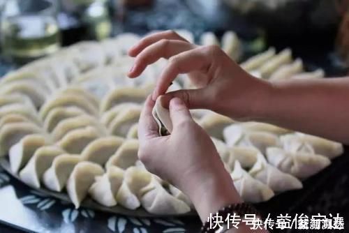 忌讳|制作饺子馅最忌讳此种调味料，很多人都不懂，难怪饺子不好吃