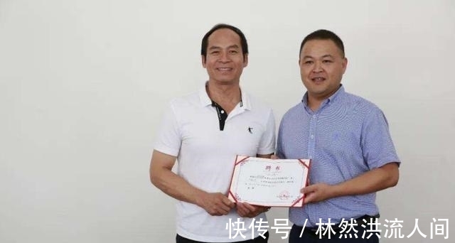 龙泉剑|铸剑大师郑国荣:打造中国史上第一把陨铁剑"追风",轻盈又锋利