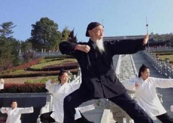 羽化登仙&張至順在終南山修道濟世70年,計算自己104歲羽化登仙