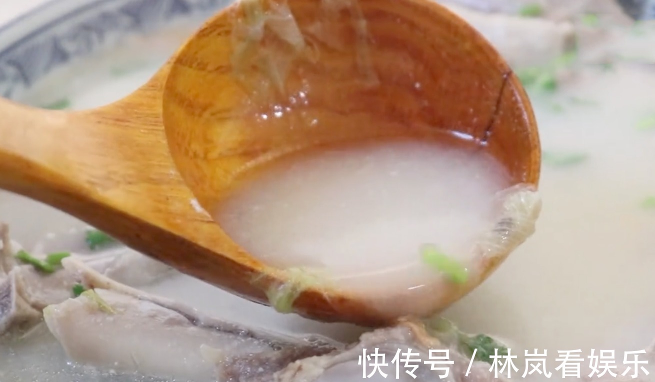 羊肉汤|买点羊肉回家熬点羊肉汤,汤汁洁白,肉质鲜嫩,一大碗都不够喝