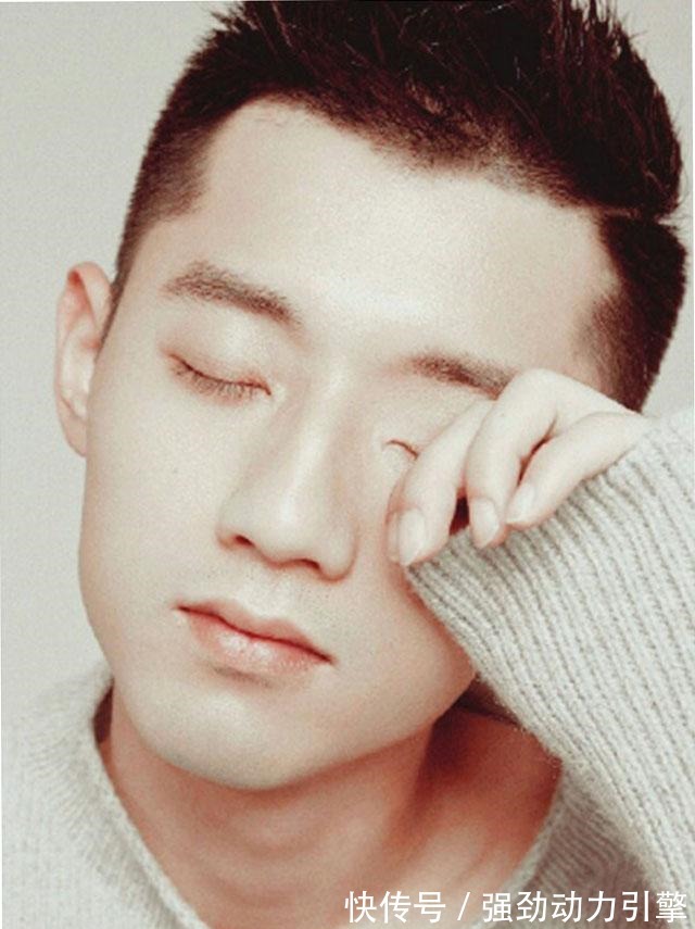 两边推光|“两边推光”的发型剪够了没 18年理发师眼中不错的男士发型!