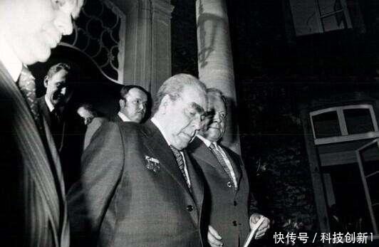 苏联|一张苏联时期的照片,笑容中为何隐藏杀机苏联第2场政变内幕