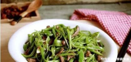 减肥|常吃此菜可减肥、使皮肤青春永葆，尤其女人要多吃