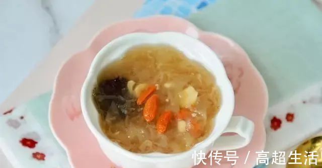 tremell发现了藏在身边的“天然安眠药”，冷静下来，自然地睡到醒来