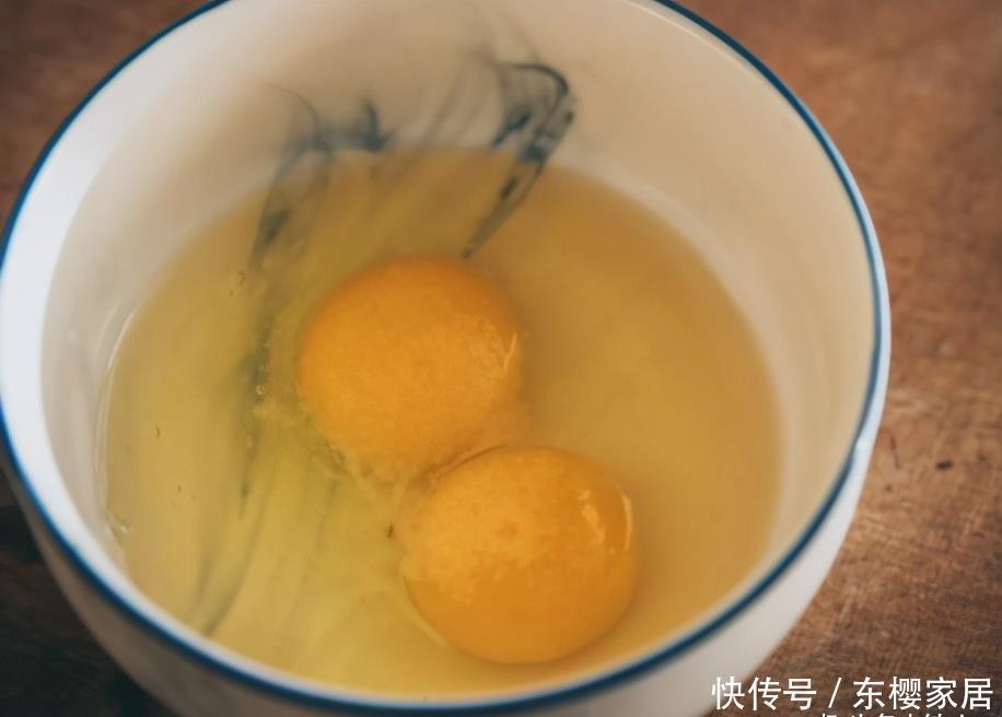 豆腐片|草鱼我家从不清蒸,放鸡蛋液里裹一裹,出锅解馋过瘾,连汤也不剩