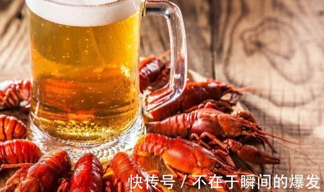 肾脏|29岁小伙双肾“报废”，医生摇头睡前1事做太多，肾会受不了