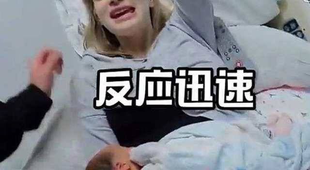 三个月|三个月大的宝宝有这四种反应,我们不得不说:先天智力高!