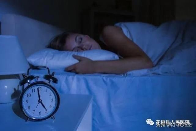 高尿酸的祸根找到了,平时少吃1黄2白,并做好3事,尿酸稳稳的