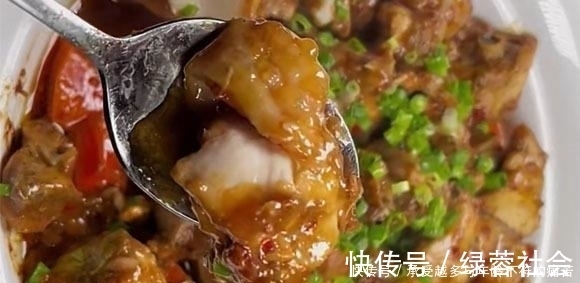 鲜嫩|平时多给家人做它吃,不油炸不煎炒,拌料一腌一蒸,鲜嫩软烂,香