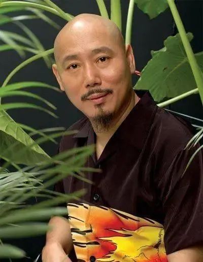 草书&李成儒书法不是闹着玩的,行书行云流水,草书气势磅礴,笔走龙蛇