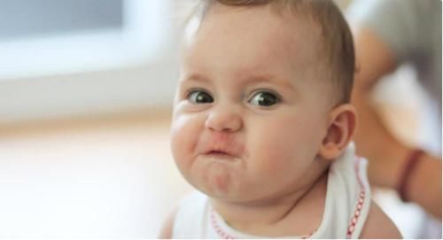 宝妈|新生儿成长有规律,1岁前总能“解锁”新技能,宝妈快来对照一下