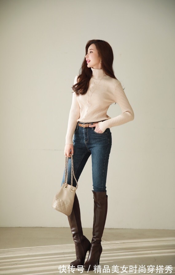 穿搭 看小姐姐如何用时髦简约的穿搭,轻松度过这件尴尬的季节
