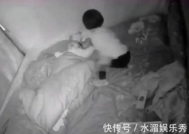 父母|未满月儿子被4岁娃“暴打”,宝妈却只能忍,只因她“后台”太硬