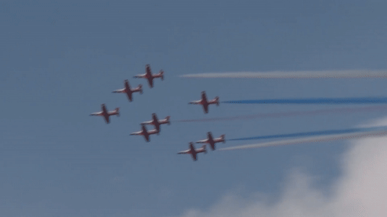 编队|“红鹰”飞行表演队：观众想看的都安排！