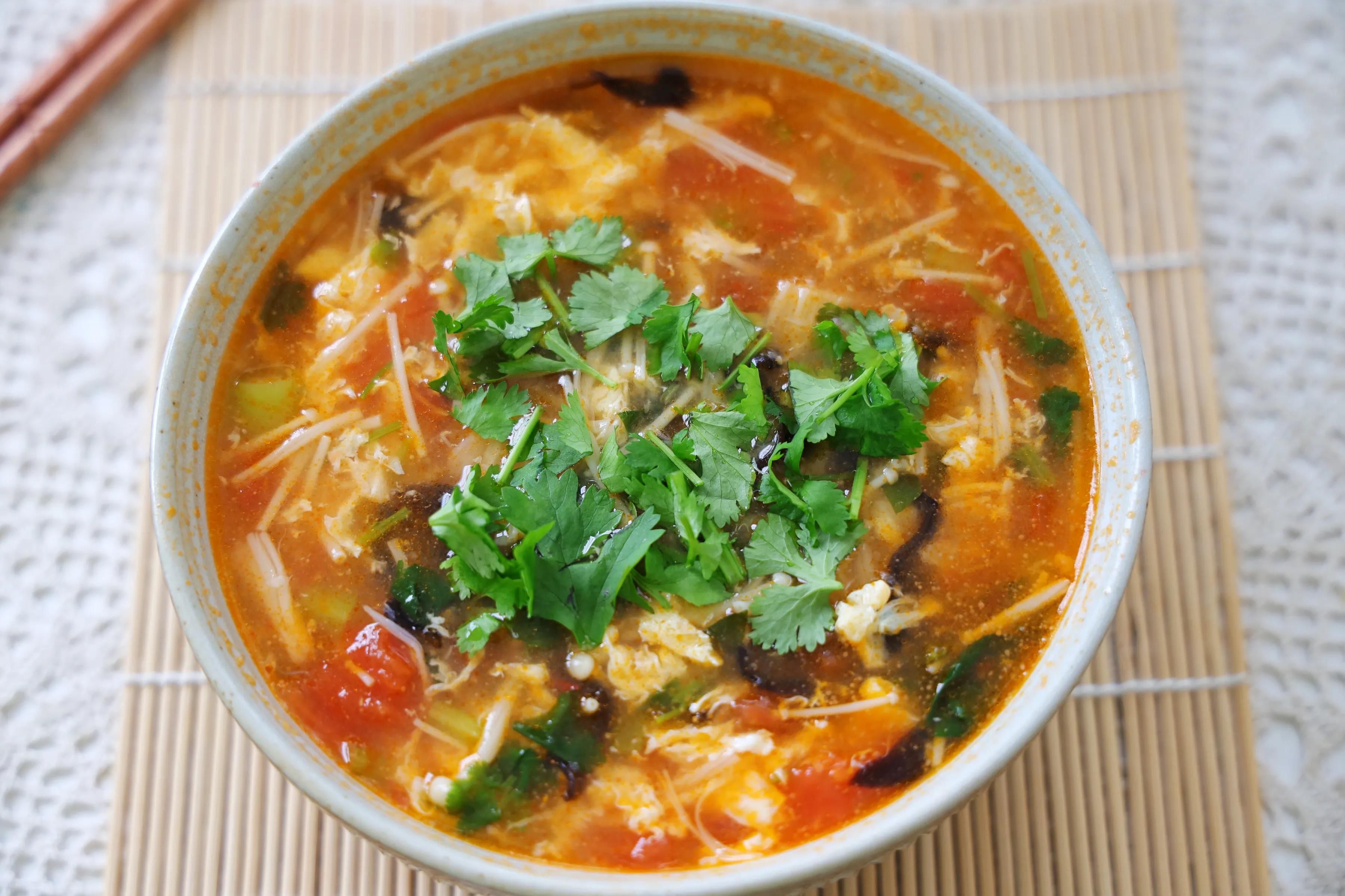 天气冷了,我家最爱的养胃汤,食材丰富营养好,隔三差五来一碗