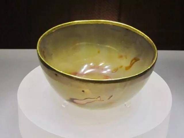 1972年,他从猪圈里挖出一只小碗,见证了大宋王朝的兴衰