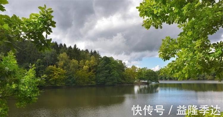 眼儿媚#范成大不可不读的一首词,从开篇到结尾句句惊艳,值得我们一读!